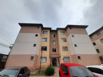 Apartamento com 2 quartos em Parolin