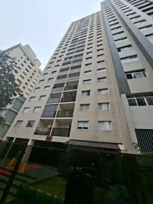 Apartamento com 3 quartos em Centro