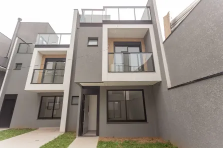 Casa em condomínio no Pilarzinho