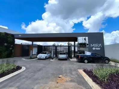 Lote / Terreno em Taboão