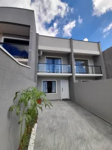 Sobrado com 2 quartos em Umbara