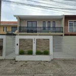 Sobrado com 3 quartos em Sítio Cercado